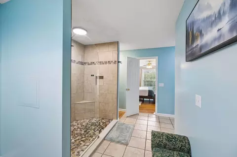 Entry Way - 2926 Vine Dr, Dalton, GA 30721 photo 1 of 2