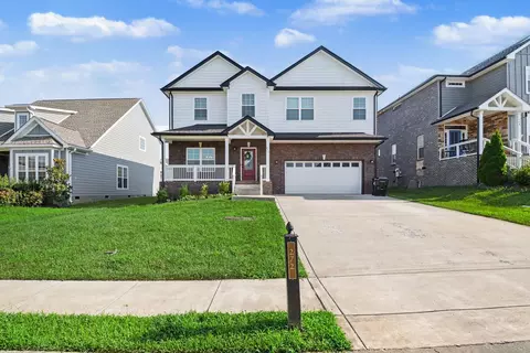 272 Bluebell Dr, Clarksville, TN 37043