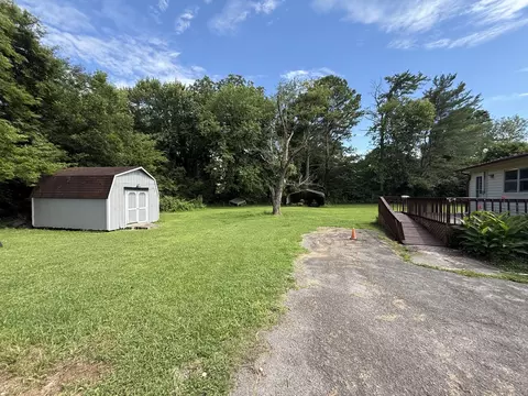 Exterior - 990 Rutledge Ford Rd, Decherd, TN 37324 photo 17 of 17