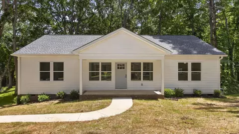 226 Hillcrest Dr, Ashland City, TN 37015