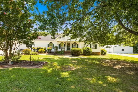4690 County Home Rd, Paris, TN 38242