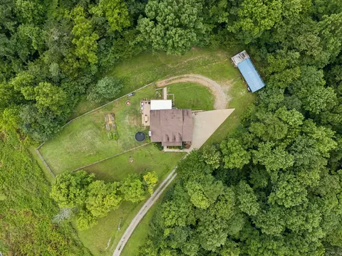 2060 Muddy Branch Rd, Clarksville, TN 37043