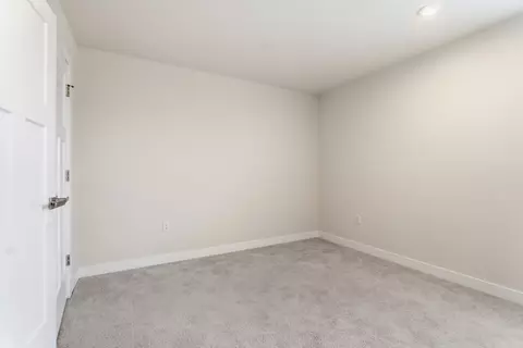 Bedroom - 2943 Kellner Dr, Murfreesboro, TN 37128 photo 6 of 8