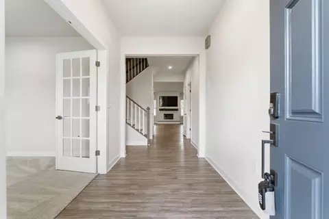 Entry Way - 2943 Kellner Dr, Murfreesboro, TN 37128 photo 1 of 3