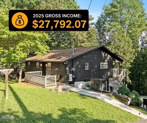 1635 S Mountain View Rd, Sevierville, TN 37876