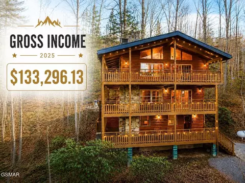 1318 N Baden Dr, Gatlinburg, TN 37738