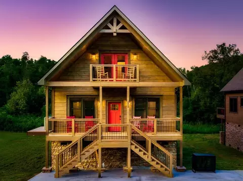 3112 Cherokee Valley Dr, Sevierville, TN 37862
