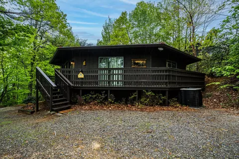 1923 E Arolla Ct, Gatlinburg, TN 37738
