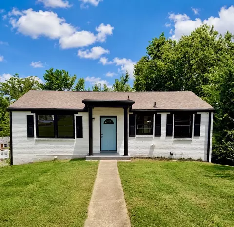 3248 Crowe Dr, Nashville, TN 37218