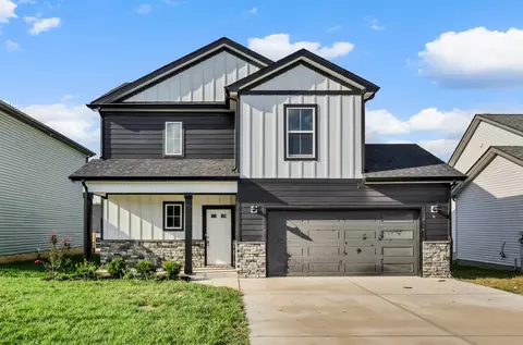 2716 Brewster Dr, Clarksville, TN 37042