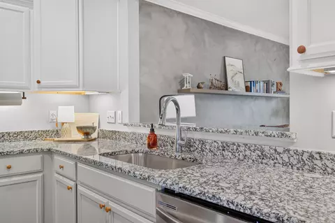 Kitchen - 362 Ruby Cate Way, Murfreesboro, TN 37128 photo 7 of 9