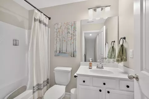 Bath - 362 Ruby Cate Way, Murfreesboro, TN 37128 photo 4 of 4
