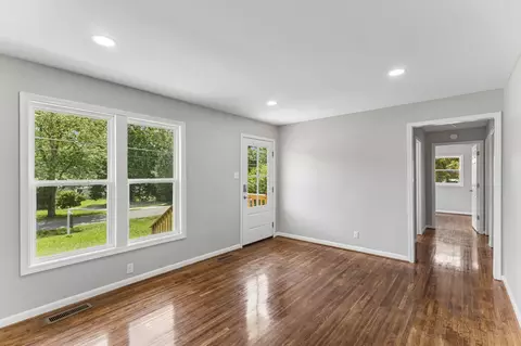 668 Jackson Ave, Lewisburg, TN 37091