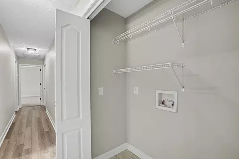 Entry Way - 108 Brookview Ct, Springfield, TN 37172 photo 2 of 2