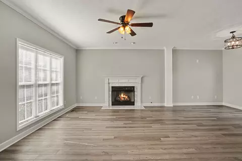 Living - 108 Brookview Ct, Springfield, TN 37172 photo 1 of 3