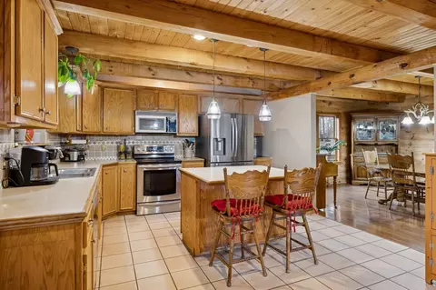 Kitchen - 20151 Ben Fly Rd, Lyles, TN 37098 photo 4 of 10