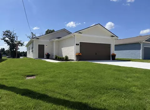 57 Stonehenge Ln, Manchester, TN 37355