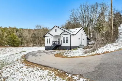 813 Knob Creek Blvd, Seymour, TN 37865