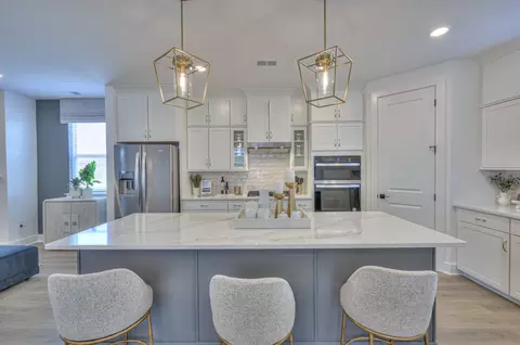 Kitchen - 376 Hocking Ct, Franklin, TN 37064 photo 2 of 2