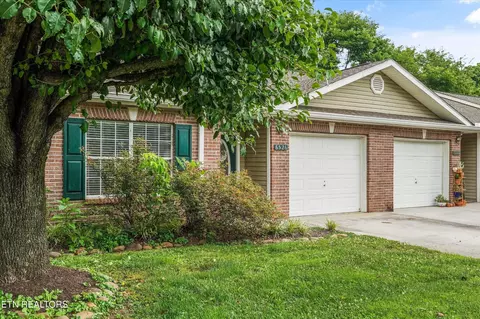 6526 Bakersfield Way, Knoxville, TN 37918