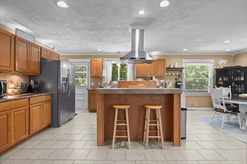 Kitchen - 353 Powers Blvd, Waverly, TN 37185 photo 6 of 6