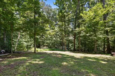 Exterior - 353 Powers Blvd, Waverly, TN 37185 photo 9 of 14