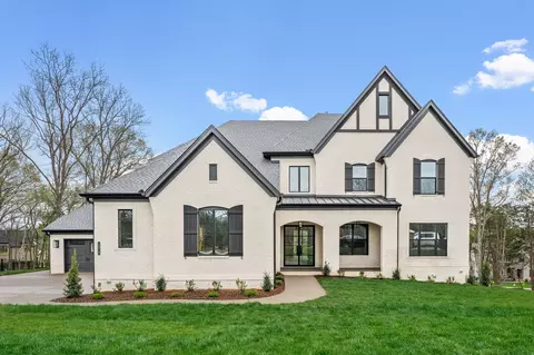 6215 Creole Ln, Arrington, TN 37014