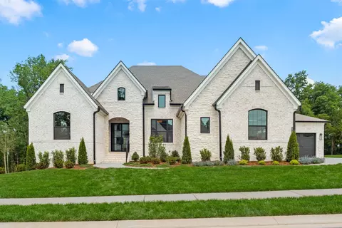 532 Devine Ct, Arrington, TN 37014