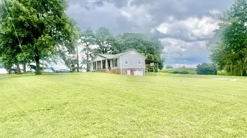 80 Gang Rd, Lawrenceburg, TN 38464