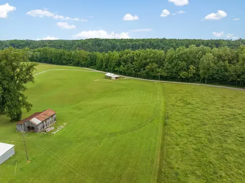 4895 Webbs Camp Rd, Walling, TN 38587 photo 4