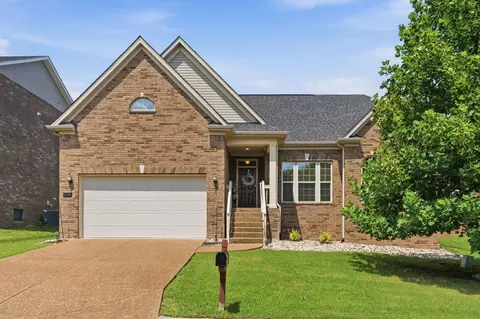 618 Stonebridge Ln, Mount Juliet, TN 37122