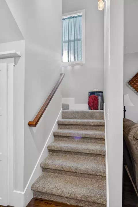 Entry Way - 813 5th Ave E, Springfield, TN 37172 photo 1 of 1