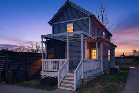 Exterior - 813 5th Ave E, Springfield, TN 37172 photo 1 of 14