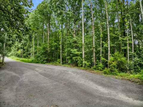 4672 Heath Rd, Nashville, TN 37221