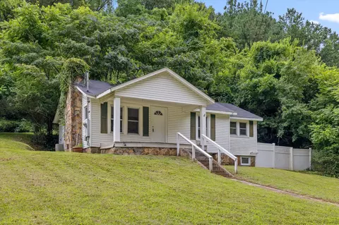 215 Glendale Dr, Chattanooga, TN 37405