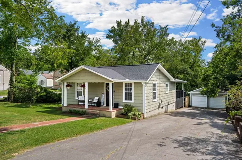 544 Maplewood Ln, Nashville, TN 37216