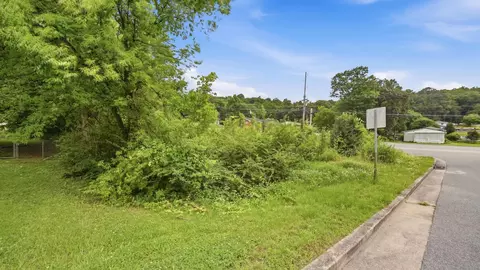 3700 Forest Highland Dr, Chattanooga, TN 37415