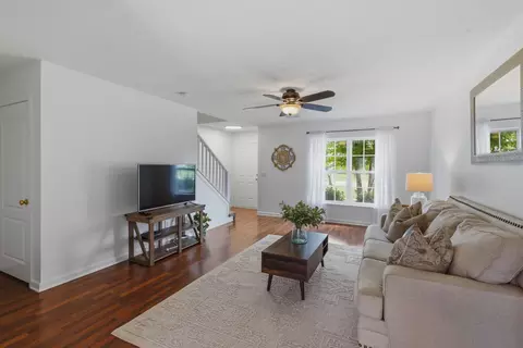 919 Seven Oaks Blvd, Smyrna, TN 37167