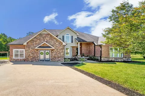 1365 Norman Ln, Clarksville, TN 37040