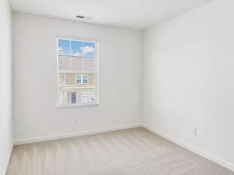 Bedroom - 218 Darlington Dr, Dickson, TN 37055 photo 3 of 5