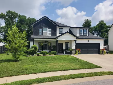 290 Crusaw Dr, Clarksville, TN 37043