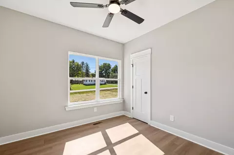 Bedroom - 1439 Caney Branch Rd, Morrison, TN 37357 photo 3 of 6
