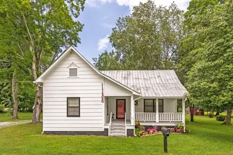 123 Leggett Rd, Sale Creek, TN 37373