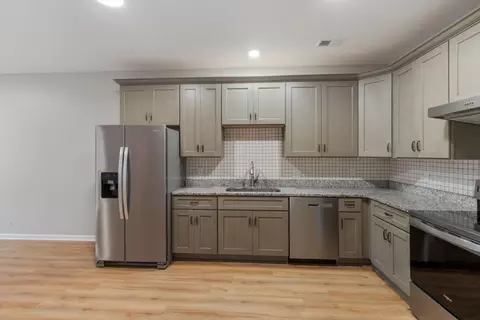 Kitchen - 103 Mack St, Dickson, TN 37055 photo 2 of 4