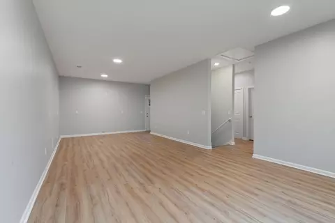 Living - 103 Mack St, Dickson, TN 37055 photo 4 of 4
