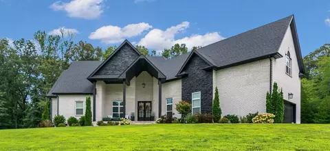 1381 Reda Dr, Clarksville, TN 37042