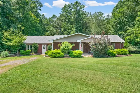825 Pollard Rd, Clarksville, TN 37042