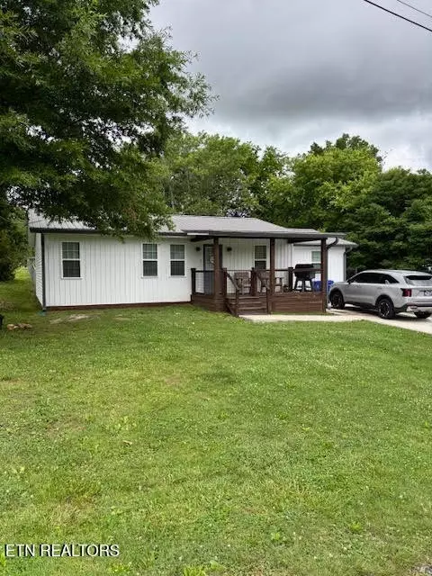409 Greenwood Cir, Madisonville, TN 37354