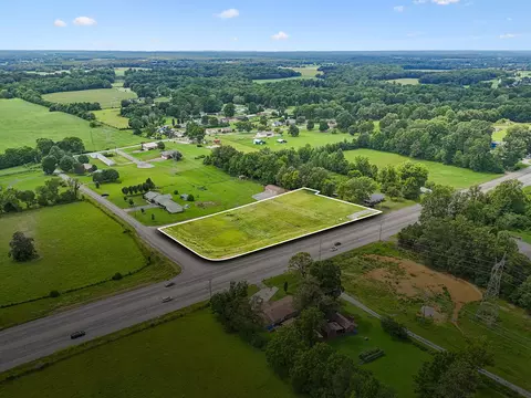 1579 Woodbury Hwy, Manchester, TN 37355