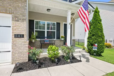 541 Burchell Ln, Columbia, TN 38401